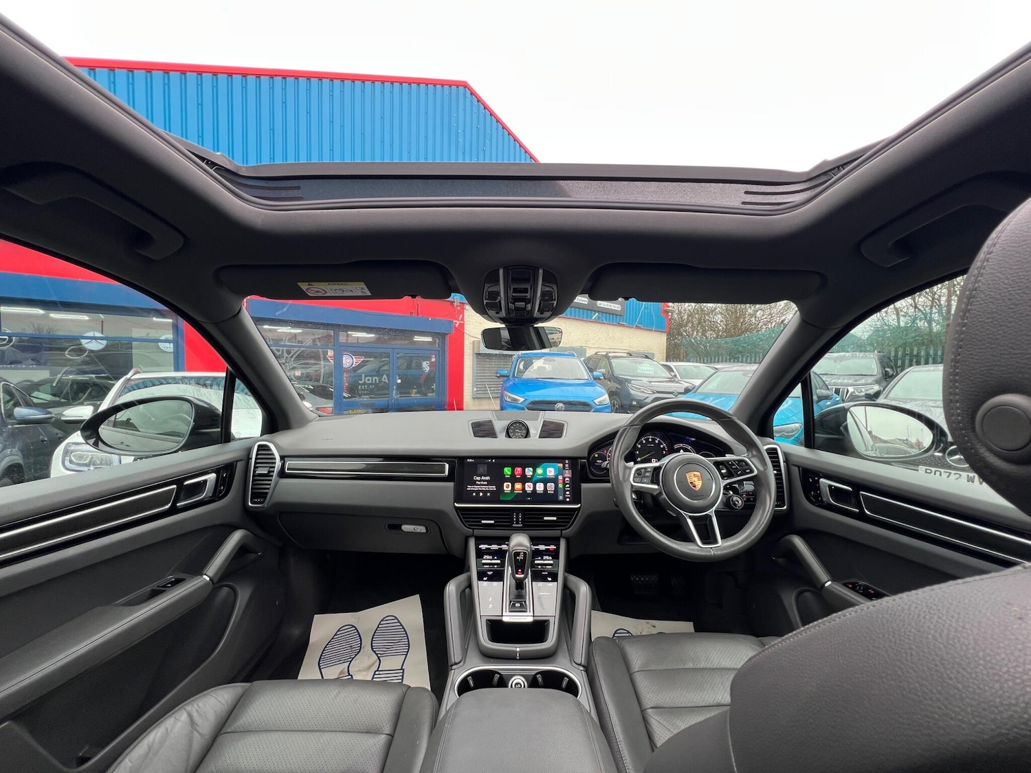 Used Porsche Cayenne for sale - 77670284: Photo 5