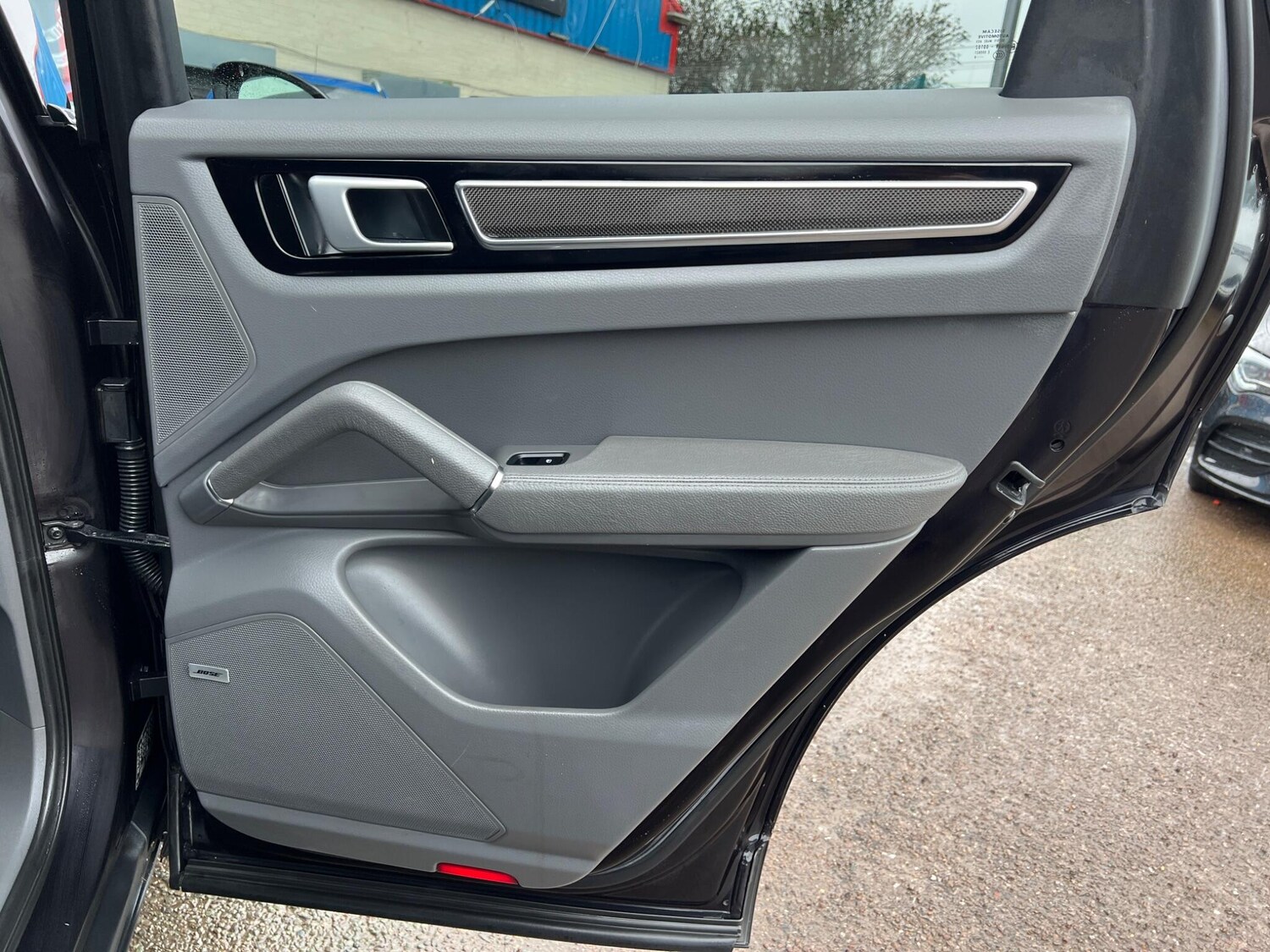 Used Porsche Cayenne for sale - 77670284: Photo 57