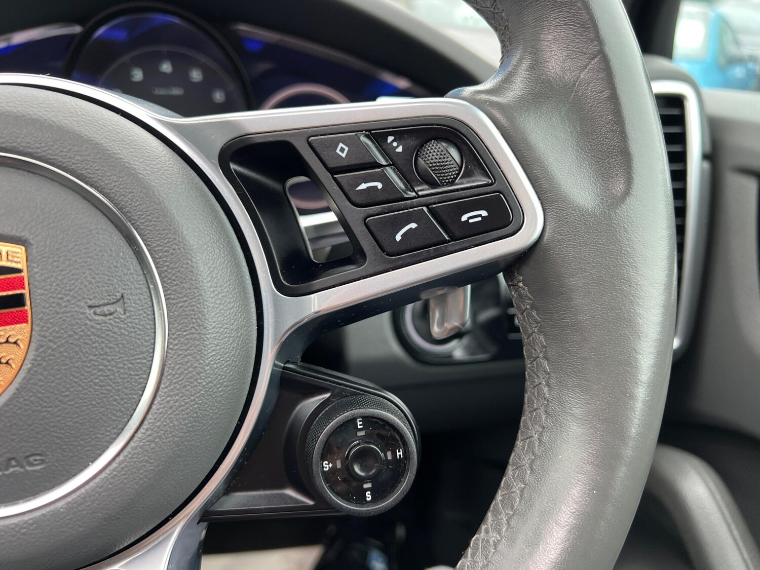 Used Porsche Cayenne for sale - 77670284: Photo 63