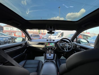 Used Porsche Cayenne 2023 for sale - 78728224: Photo