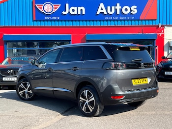 Used Peugeot 5008 2023 for sale - 79412391: Photo