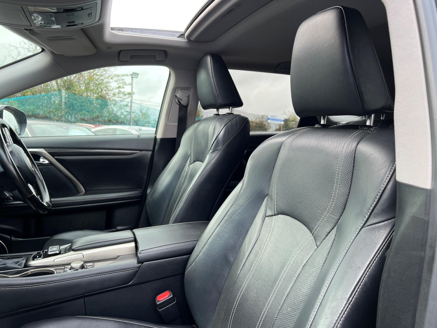 Used Lexus RX 2019 for sale - 77670950: Photo 73