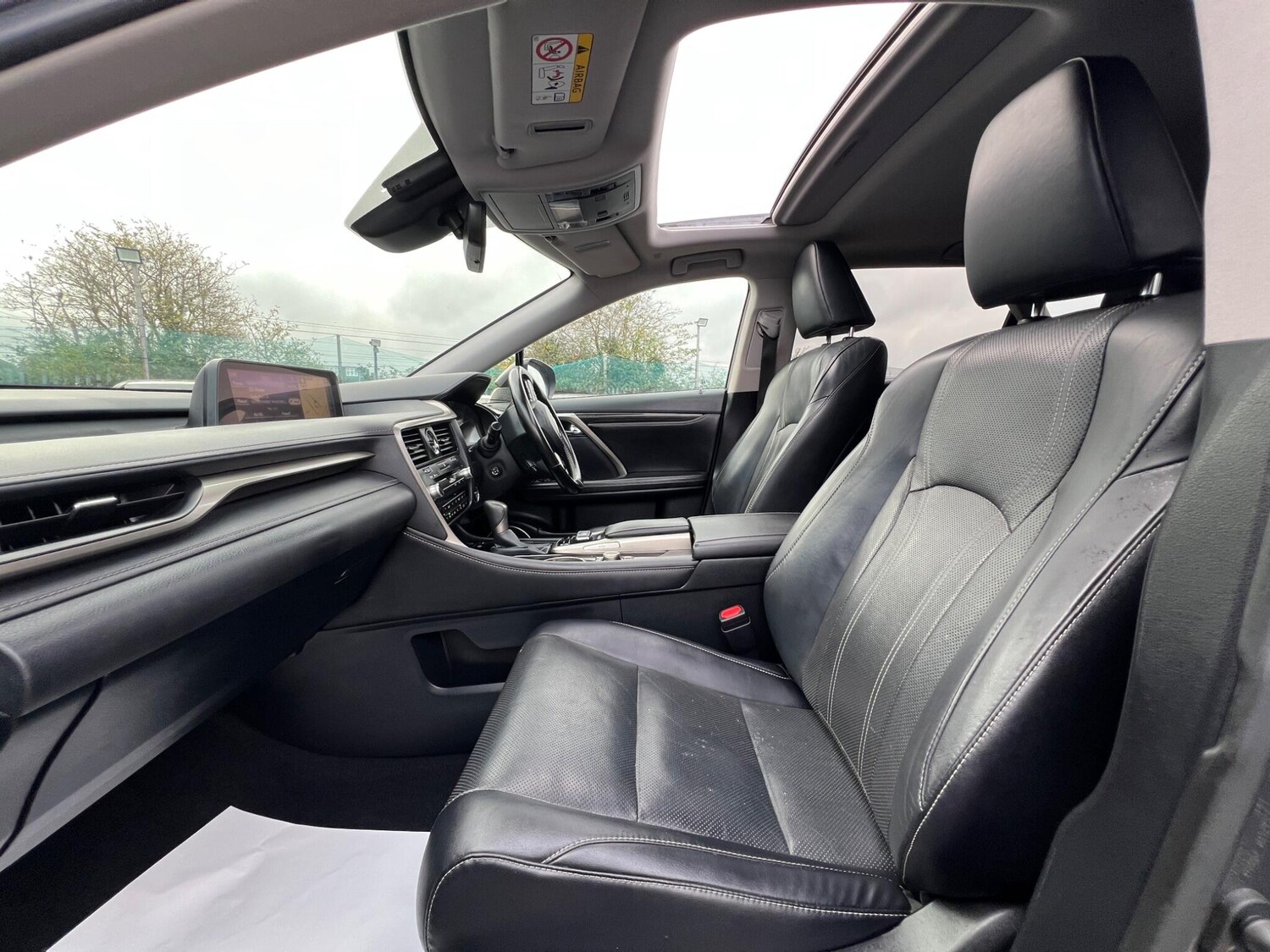 Used Lexus RX 2019 for sale - 77670950: Photo 74