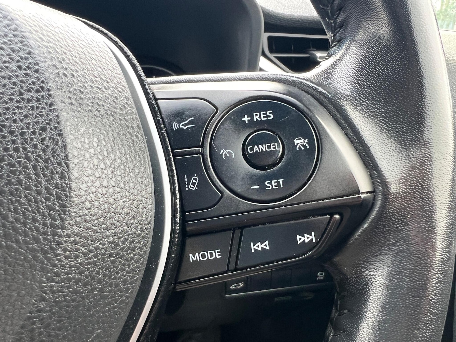 Used Toyota RAV4 for sale - 77752939: Photo 41