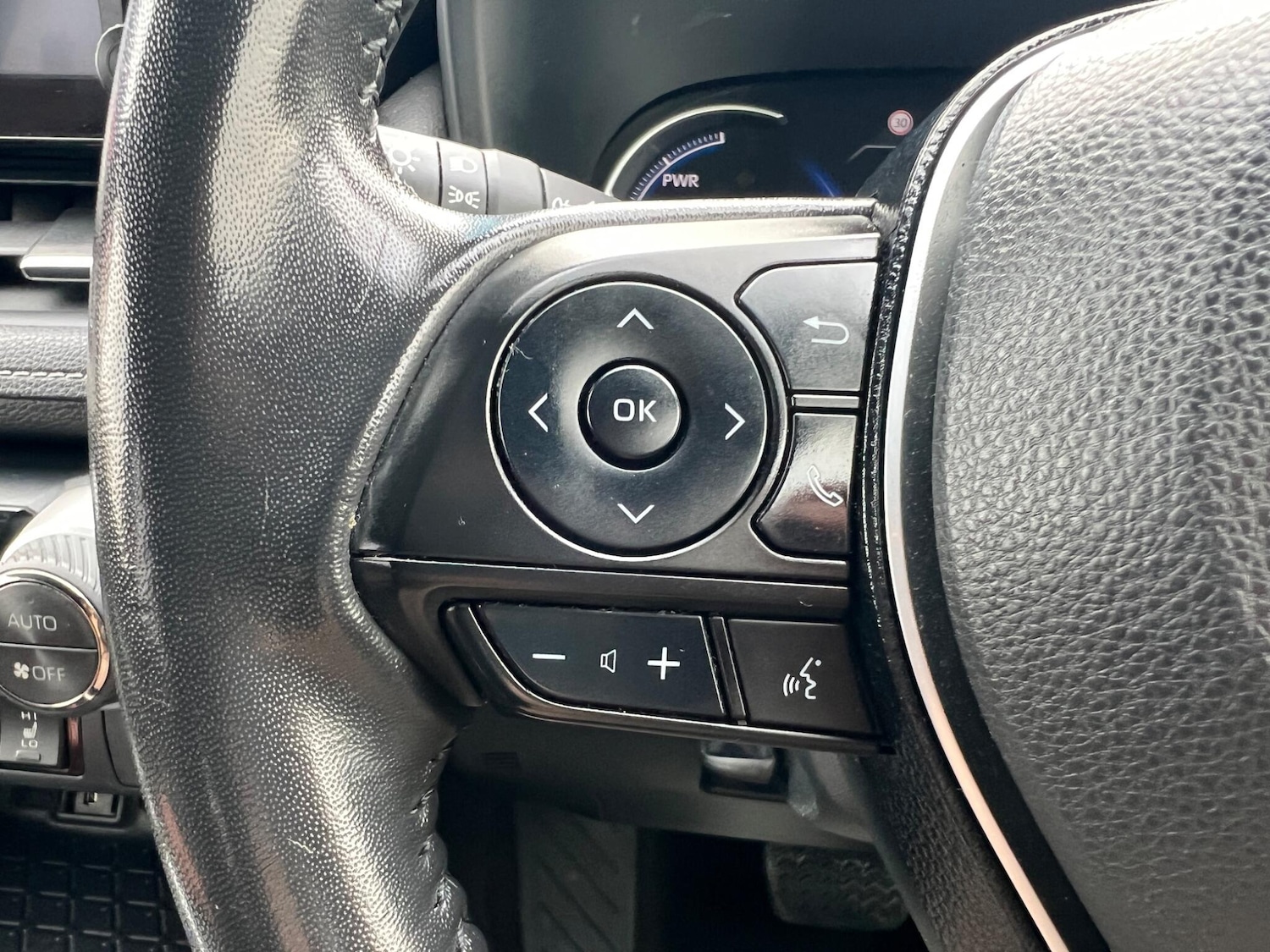 Used Toyota RAV4 for sale - 77752939: Photo 42