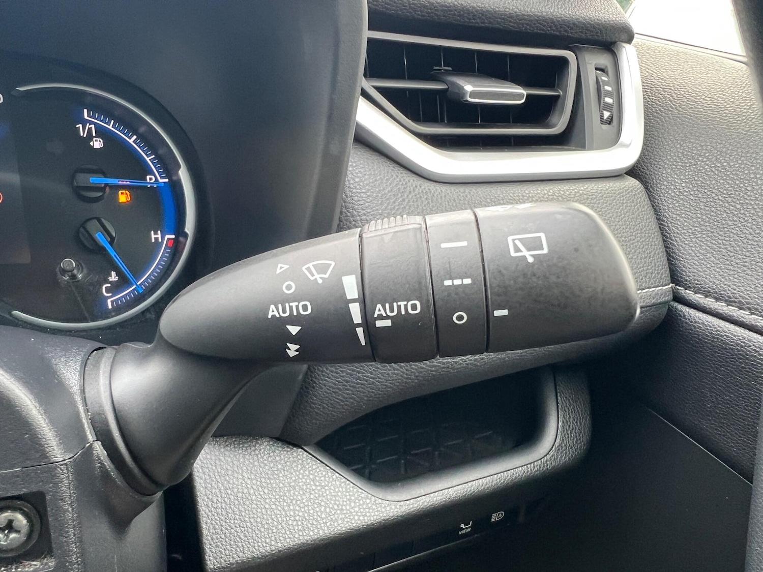 Used Toyota RAV4 for sale - 77752939: Photo 43