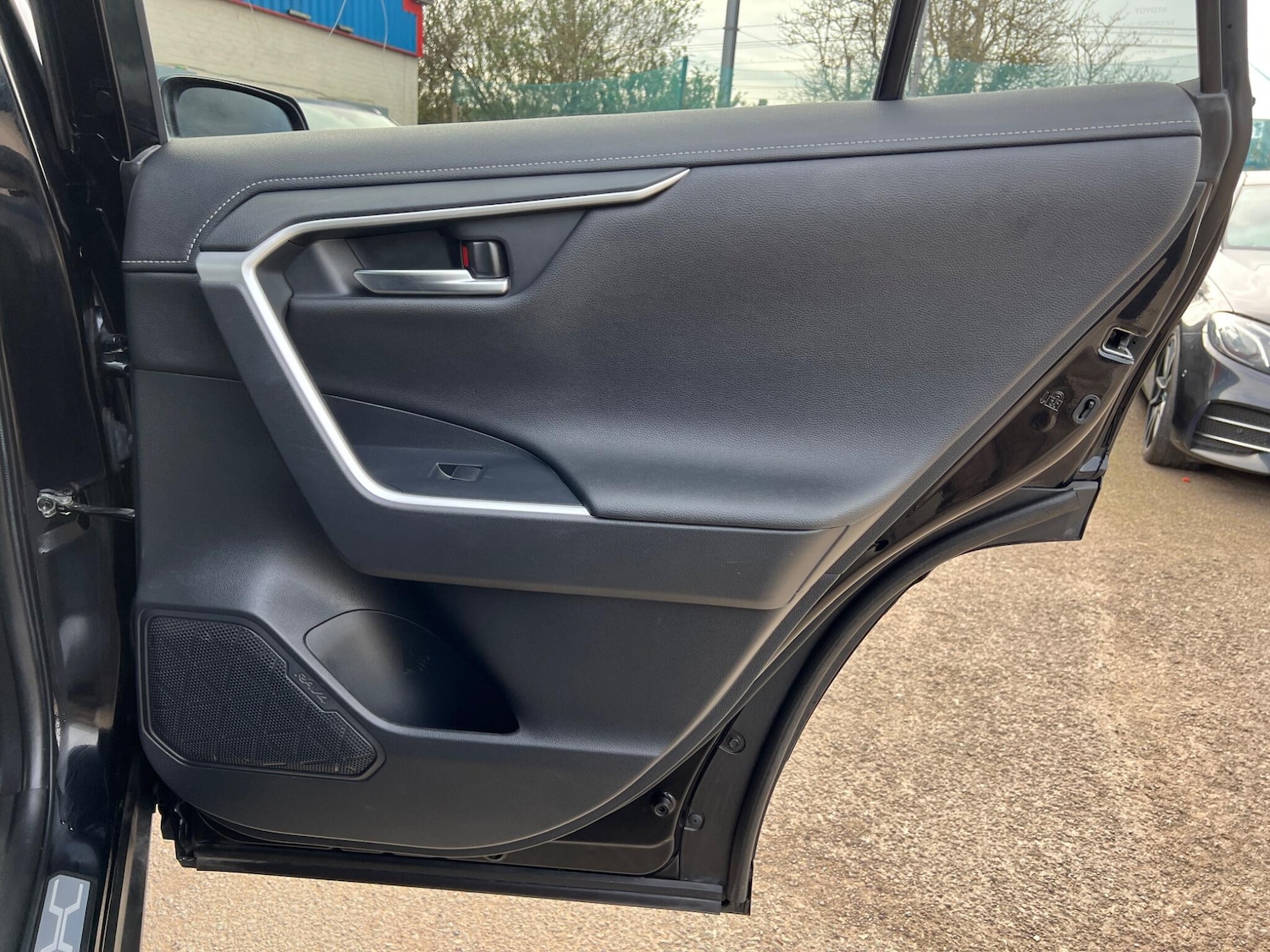 Used Toyota RAV4 for sale - 77752939: Photo 47