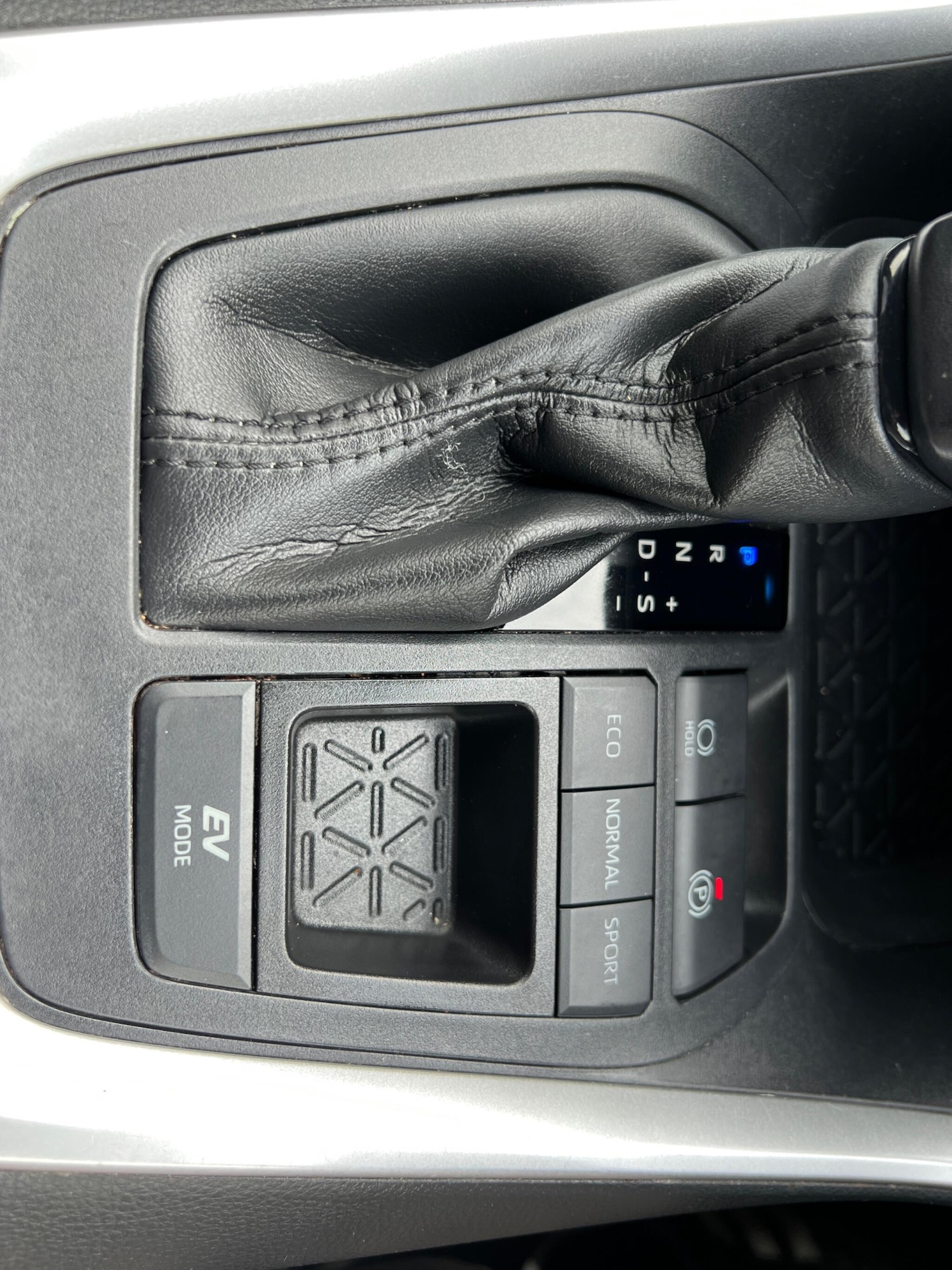 Used Toyota RAV4 for sale - 77752939: Photo 55