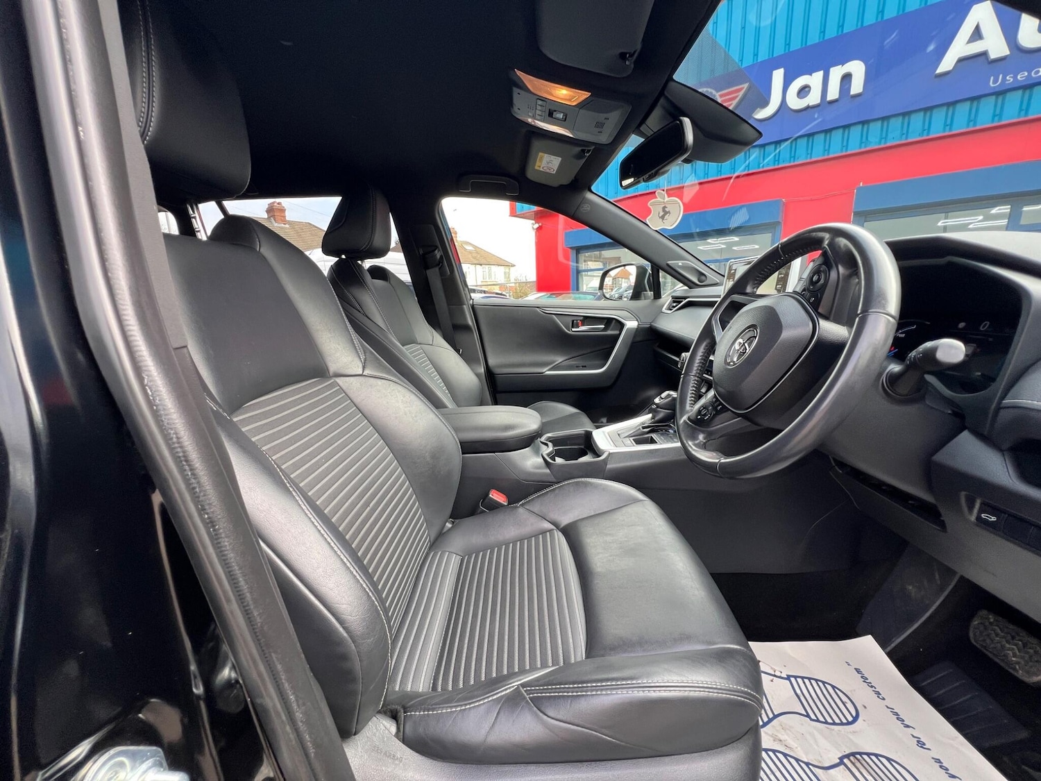 Used Toyota RAV4 for sale - 77752939: Photo 6