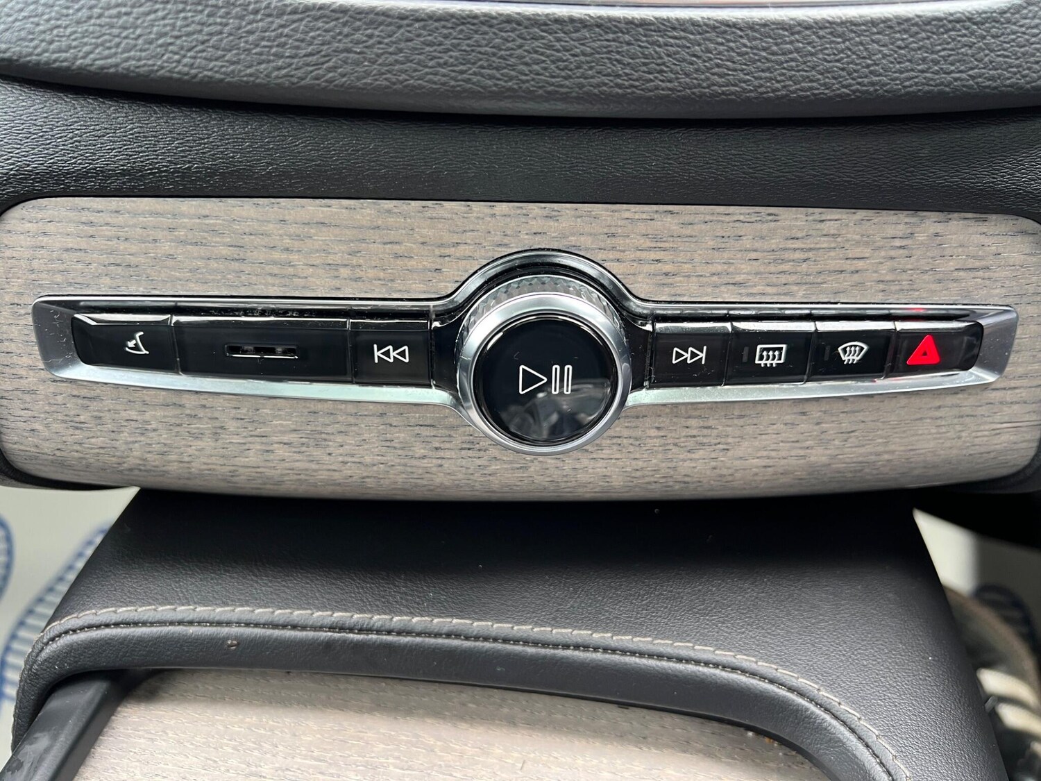 Used Volvo XC90 for sale - 78135546: Photo 45