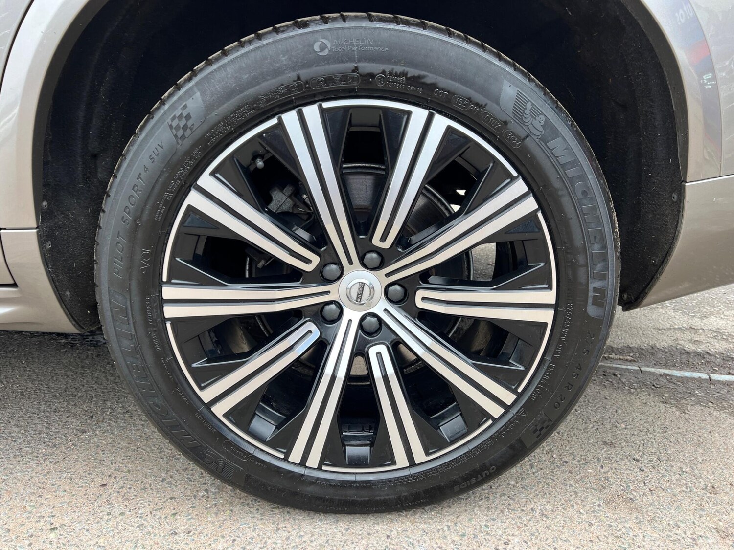 Used Volvo XC90 for sale - 78135546: Photo 55