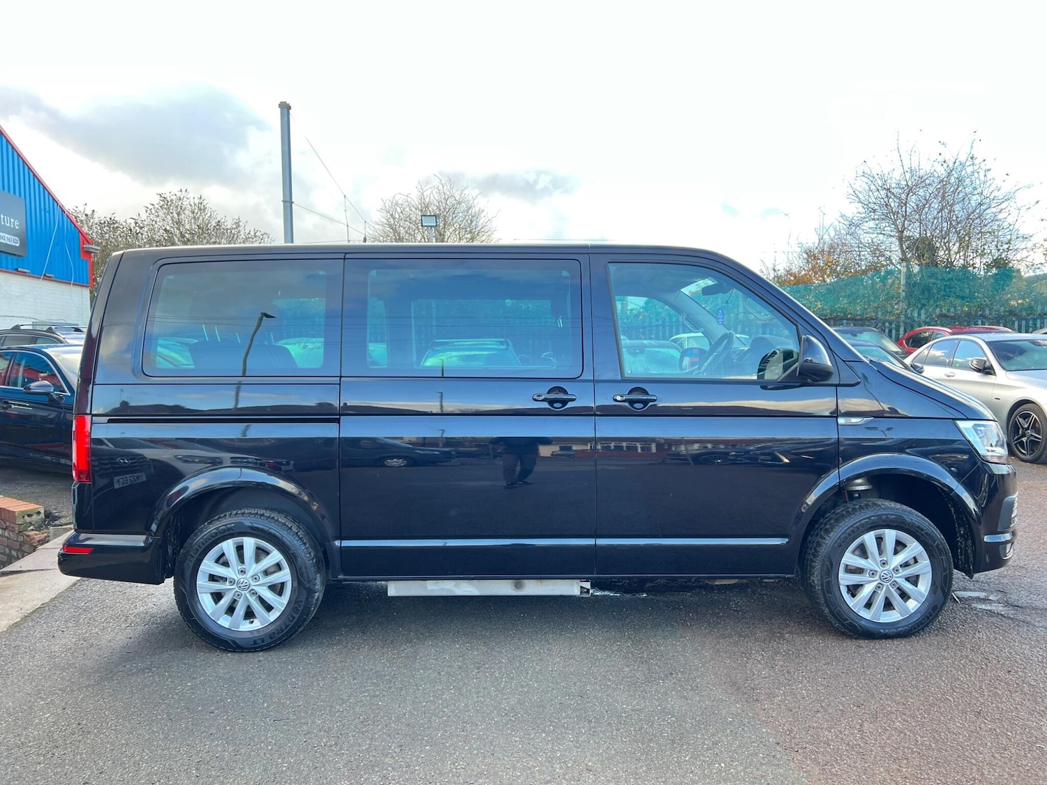 Used Volkswagen Caravelle for sale - 78136281: Photo 41