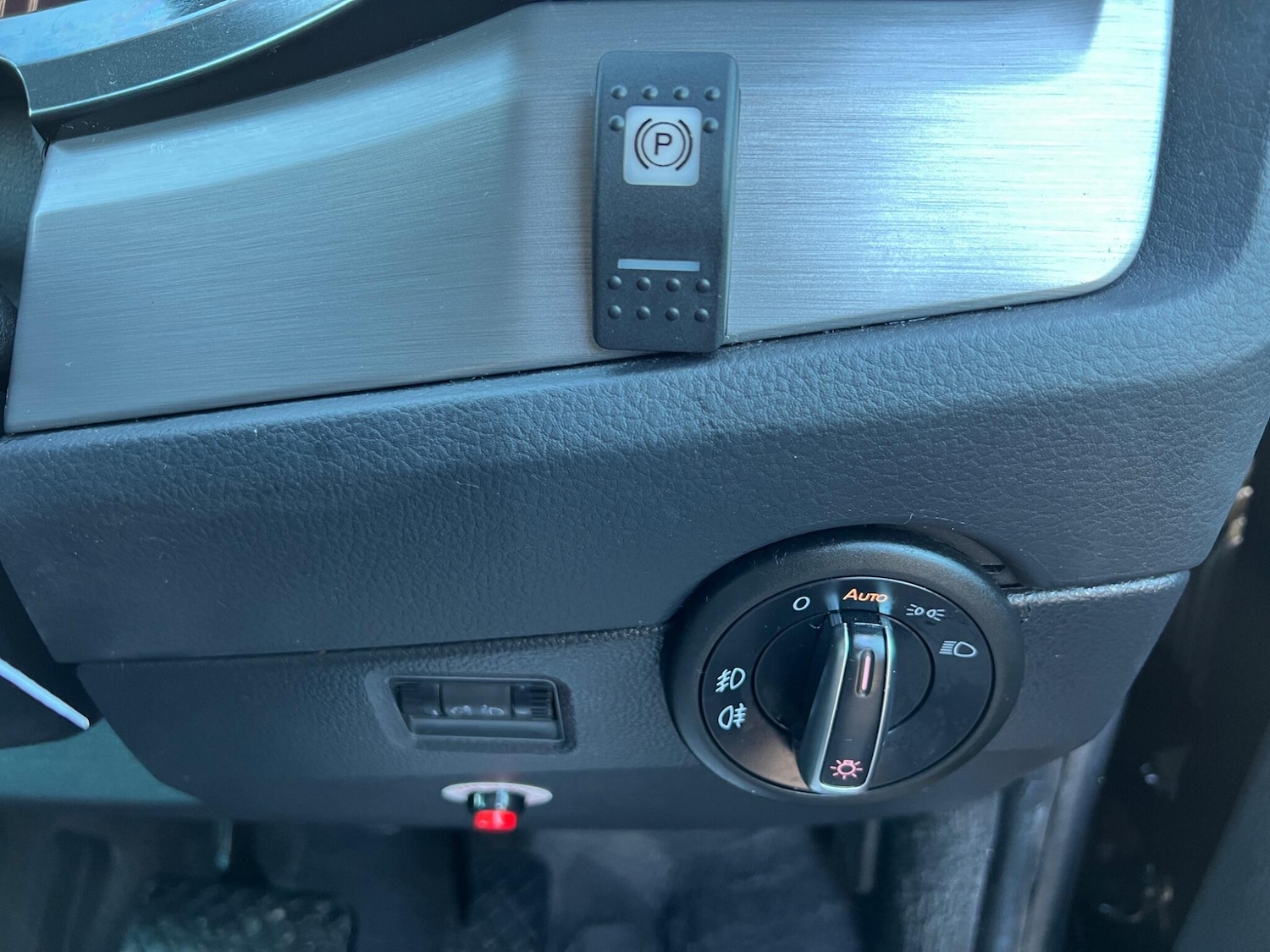 Used Volkswagen Caravelle for sale - 78136281: Photo 47