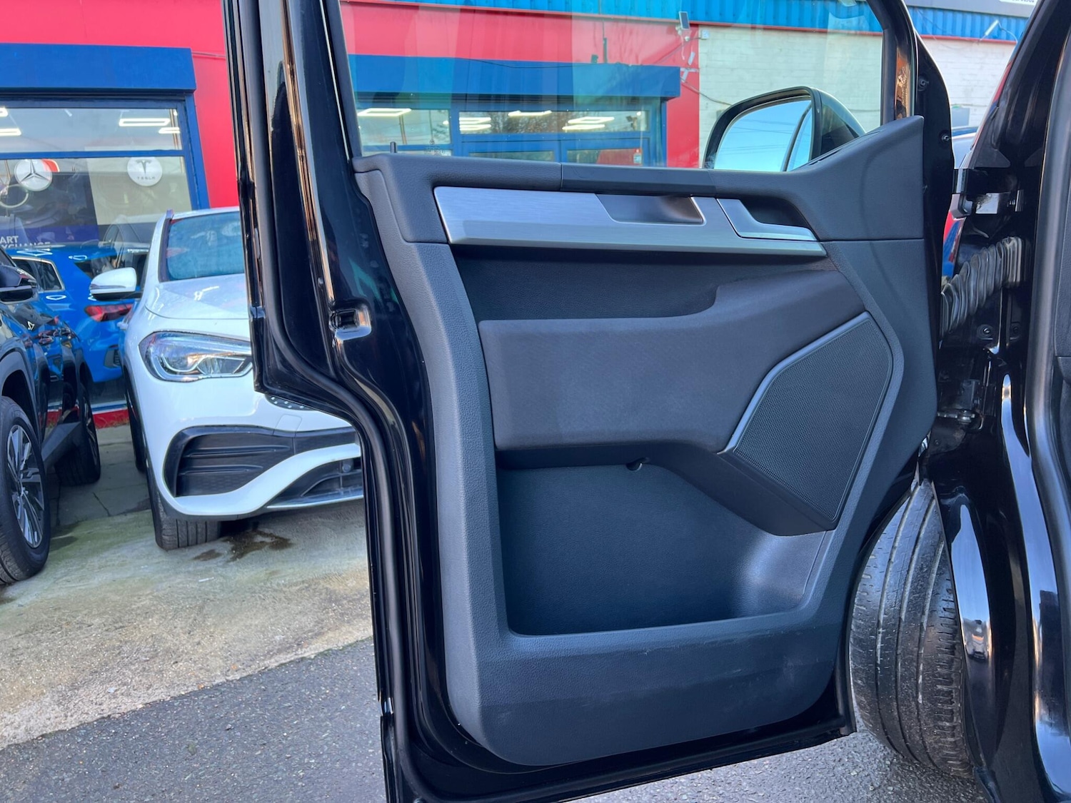 Used Volkswagen Caravelle for sale - 78136281: Photo 49