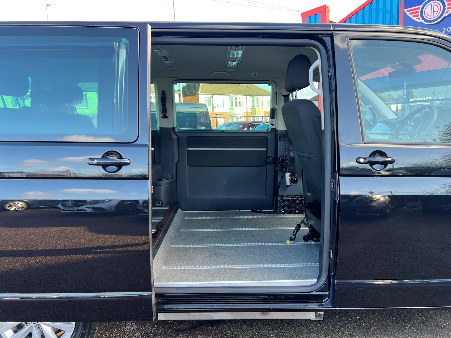 Used Volkswagen Caravelle for sale - 78136281: Photo 53