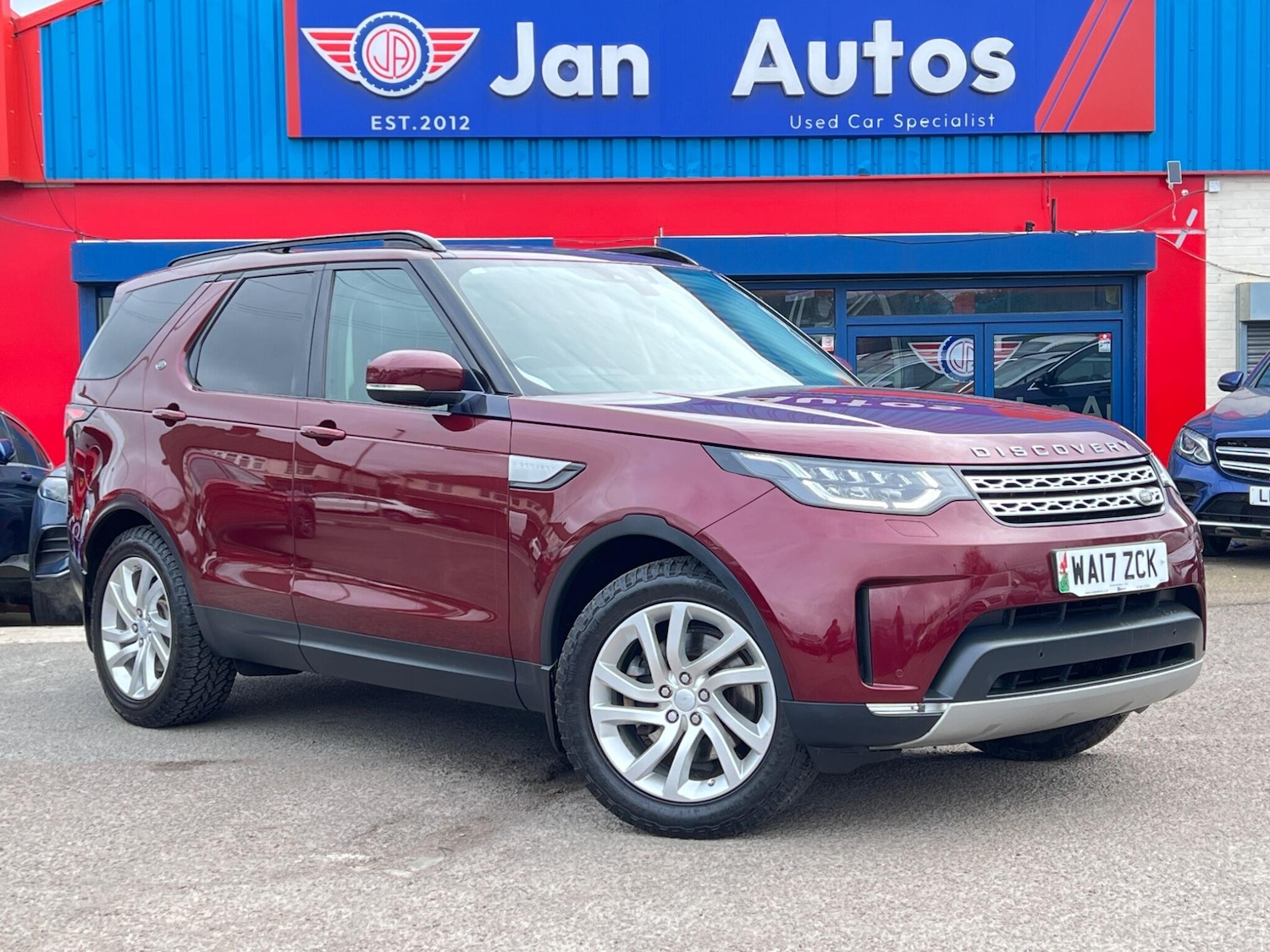 Used Land Rover Discovery 2017 for sale - 77892693: Photo 1