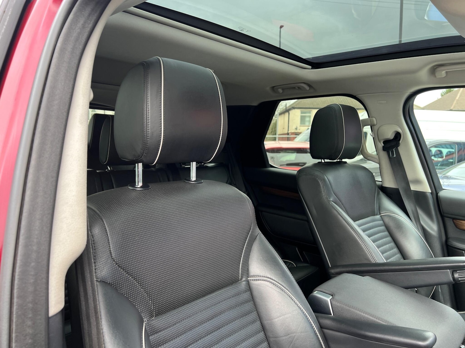 Used Land Rover Discovery 2017 for sale - 77892693: Photo 37