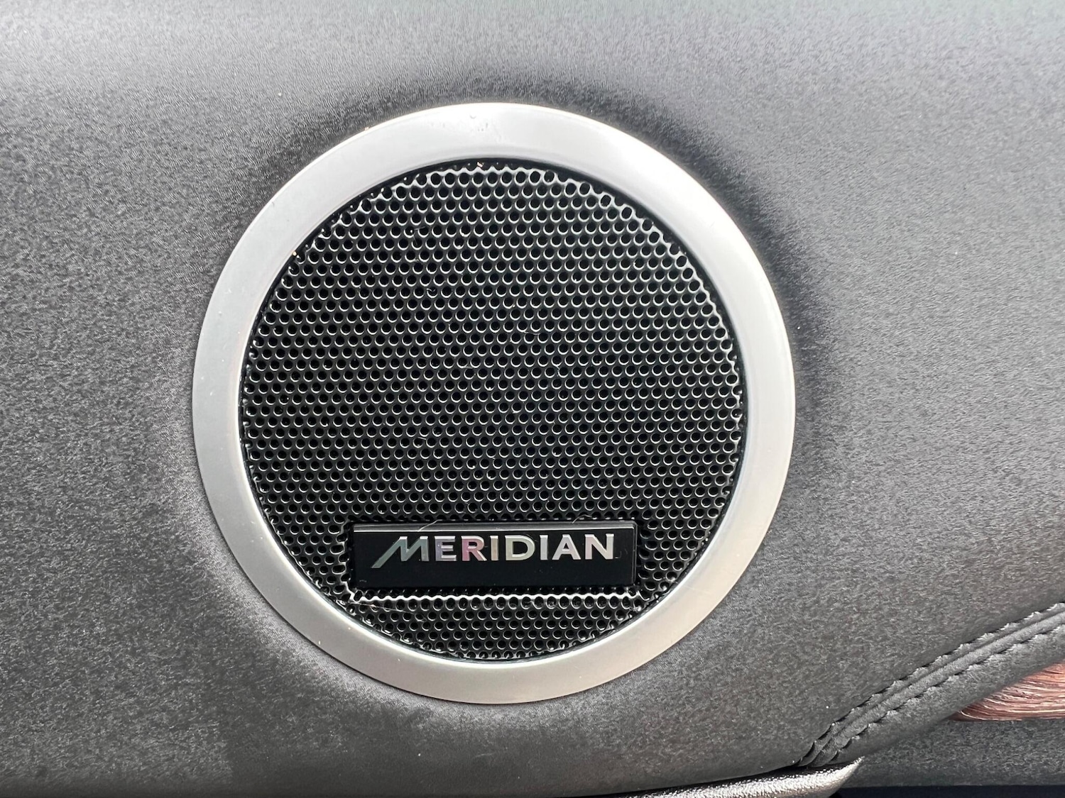 Used Land Rover Discovery 2017 for sale - 77892693: Photo 45