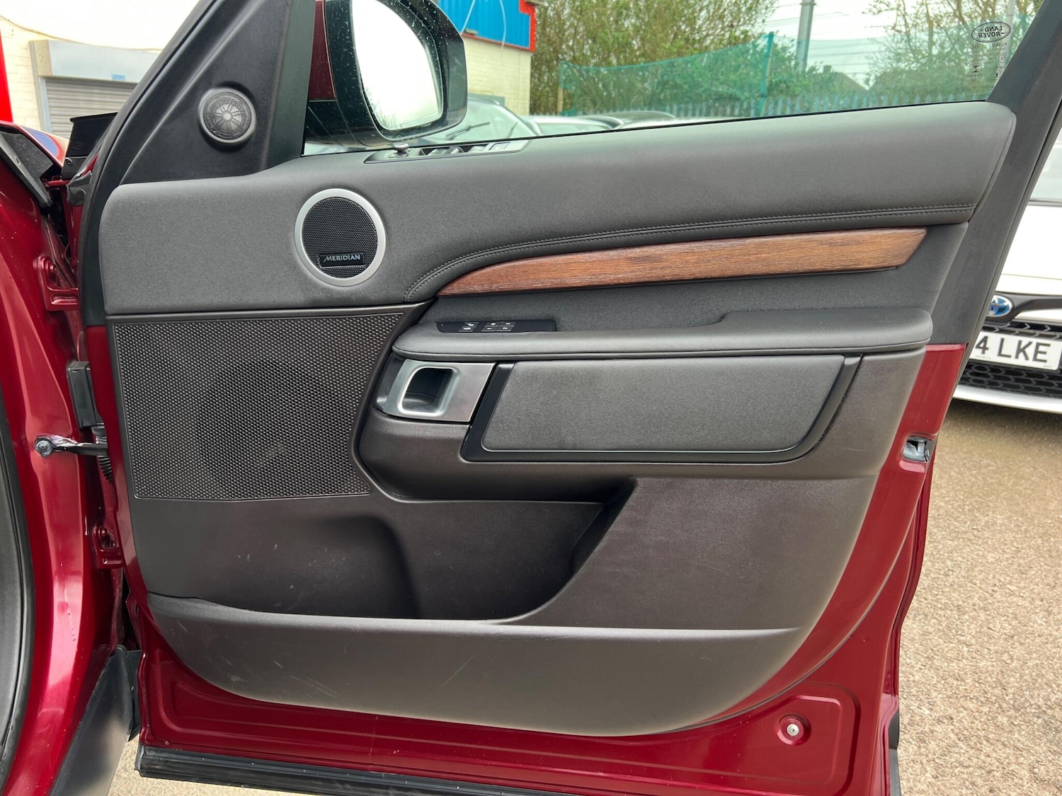 Used Land Rover Discovery 2017 for sale - 77892693: Photo 55