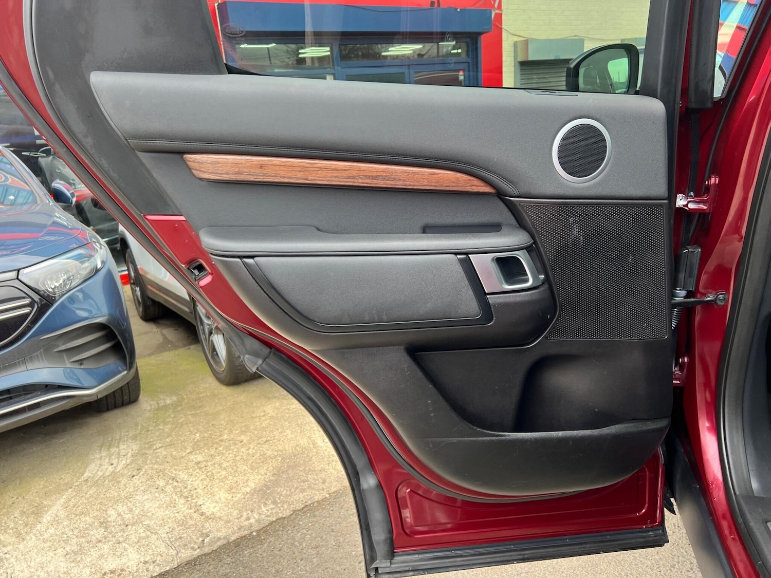 Used Land Rover Discovery 2017 for sale - 77892693: Photo 57