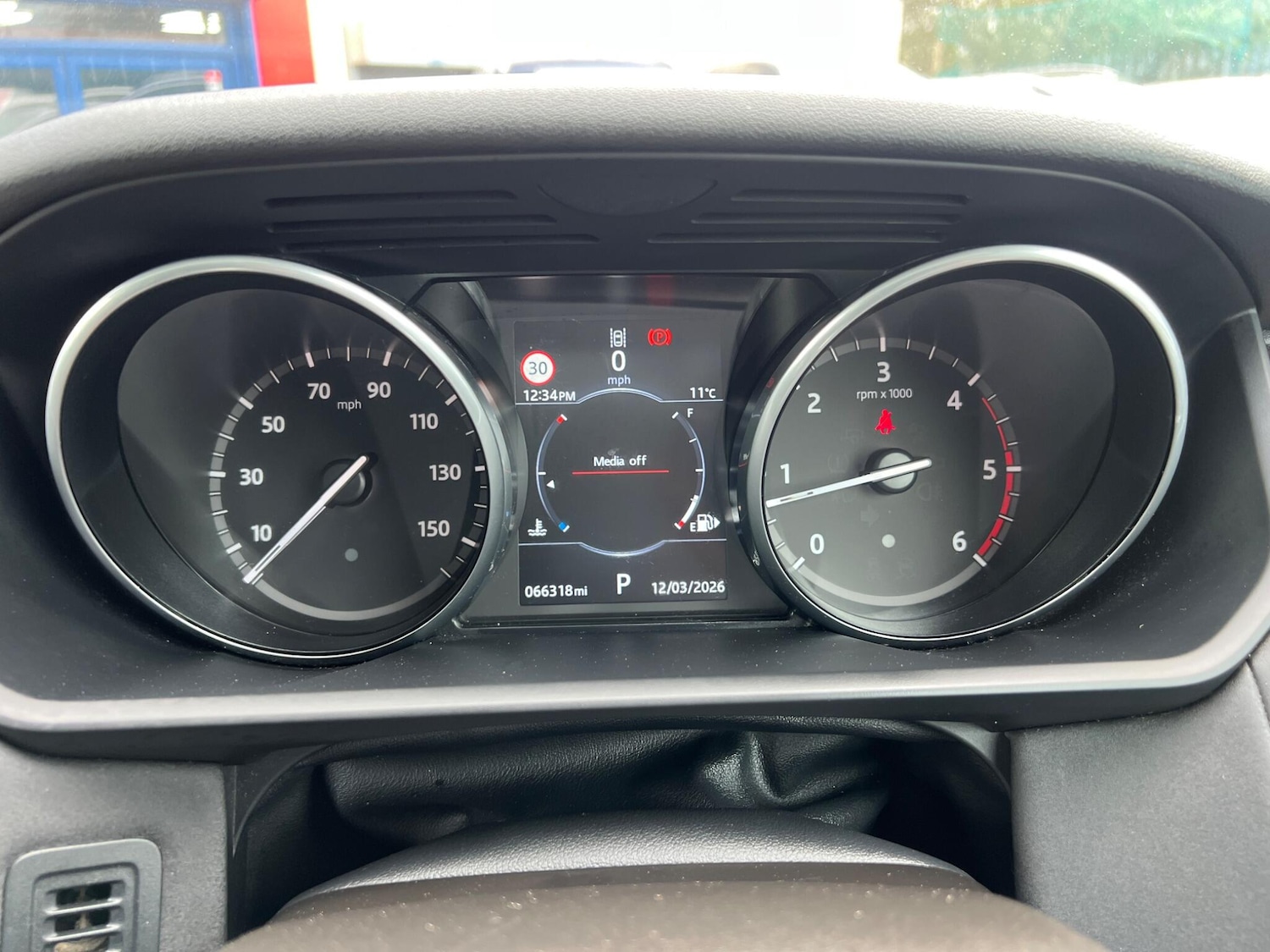 Used Land Rover Discovery 2017 for sale - 77892693: Photo 64