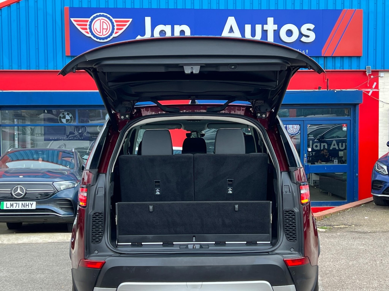 Used Land Rover Discovery 2017 for sale - 77892693: Photo 65