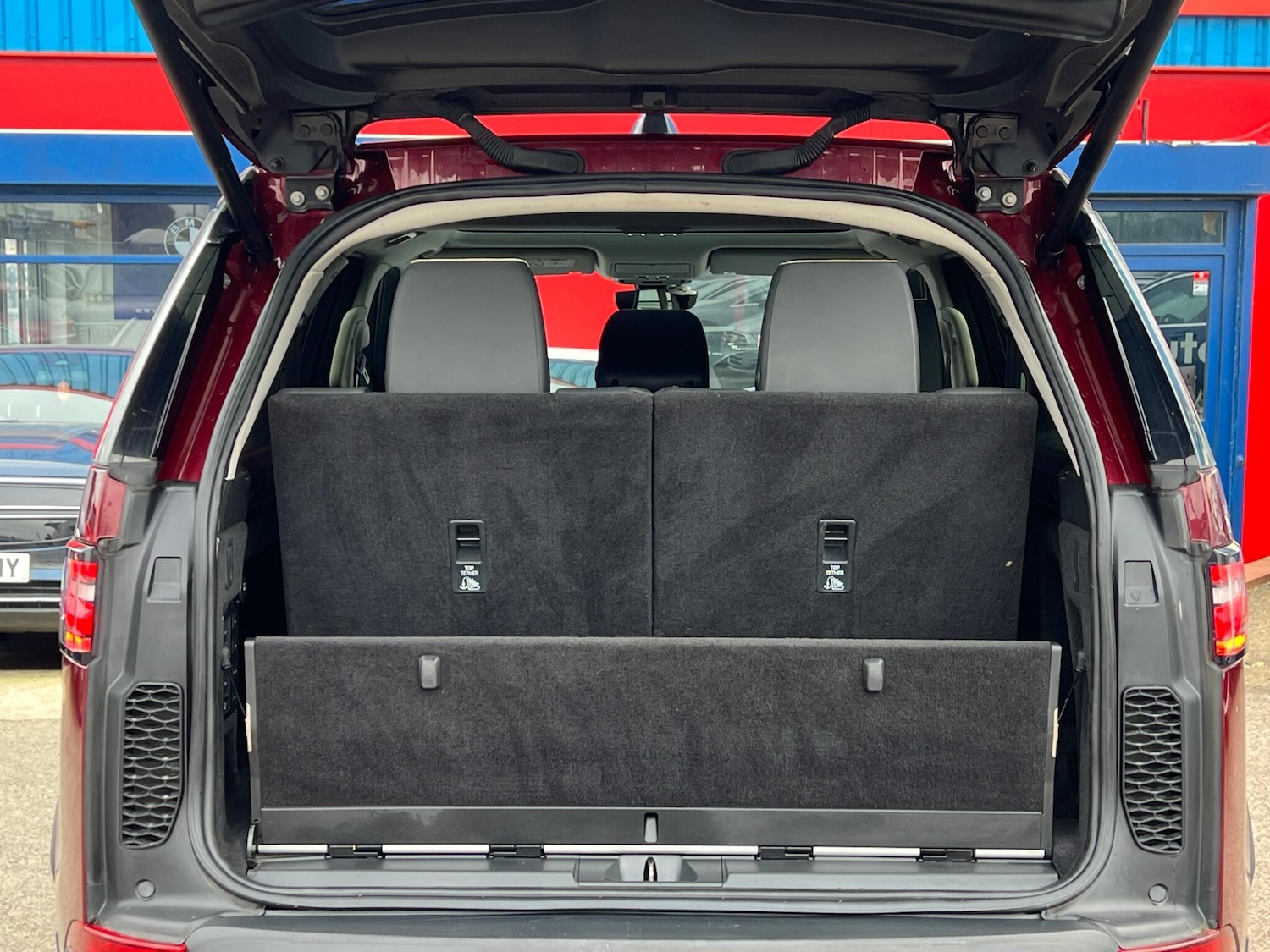 Used Land Rover Discovery 2017 for sale - 77892693: Photo 66