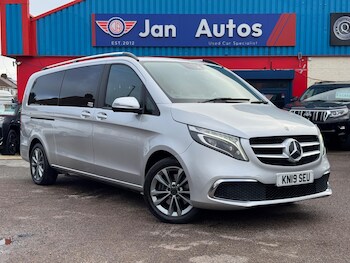 Used Mercedes-Benz V-Class 2019 for sale - 78384070: Photo