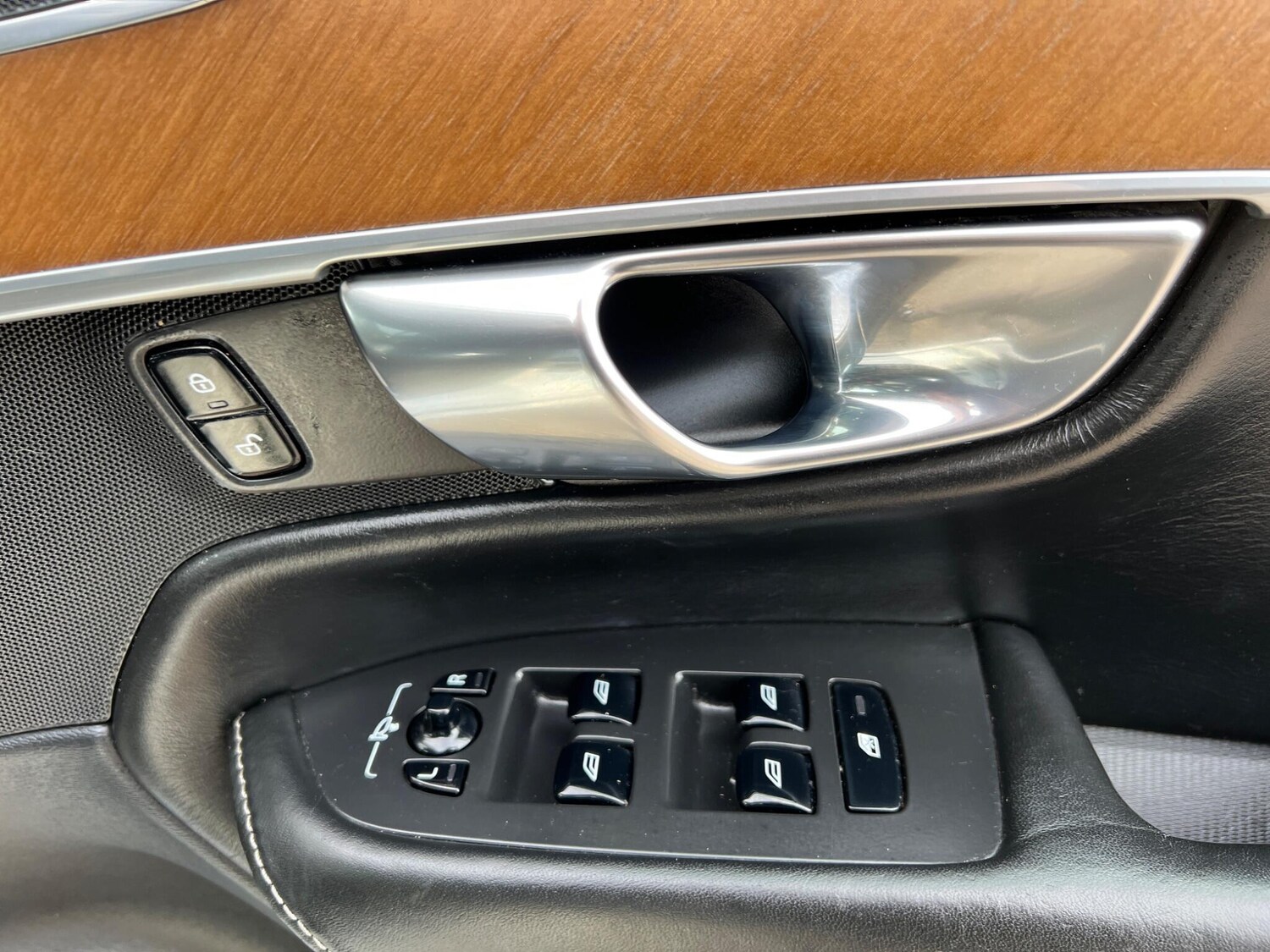 Used Volvo XC90 2019 for sale - 77892092: Photo 41