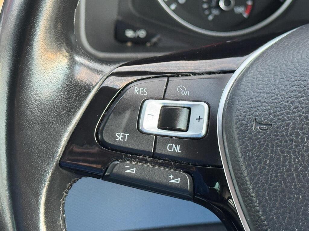 Used Volkswagen Caravelle for sale - 78141471: Photo 35