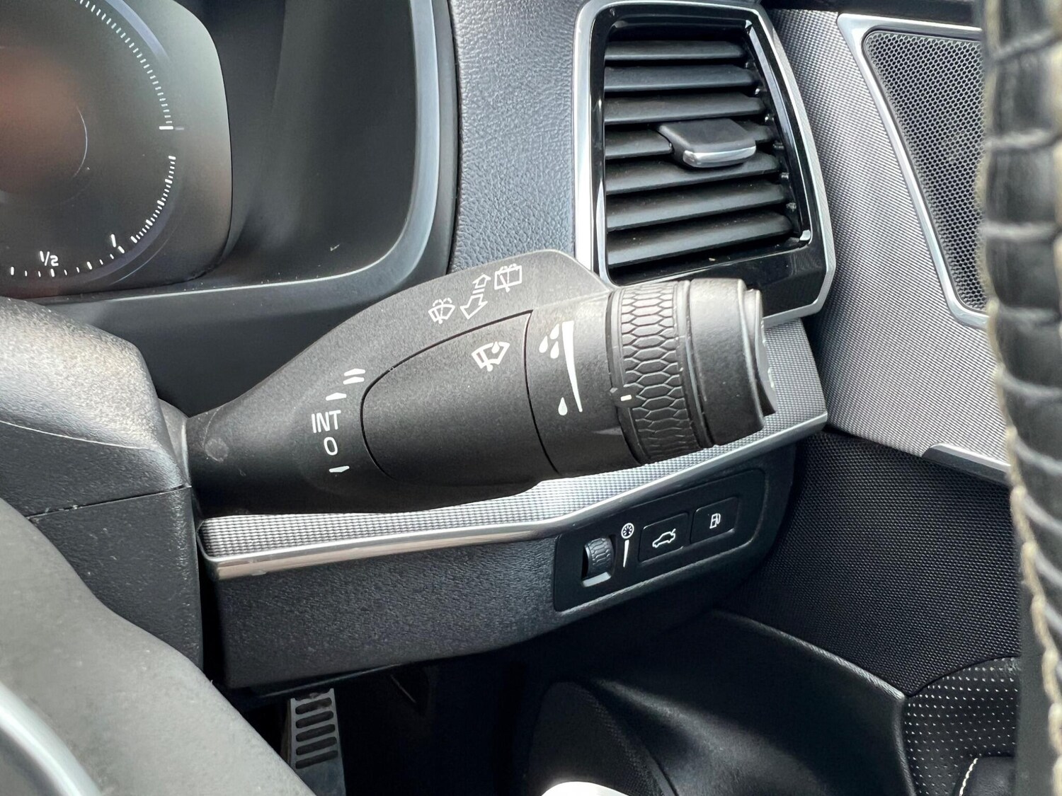 Used Volvo XC90 for sale - 77752934: Photo 53