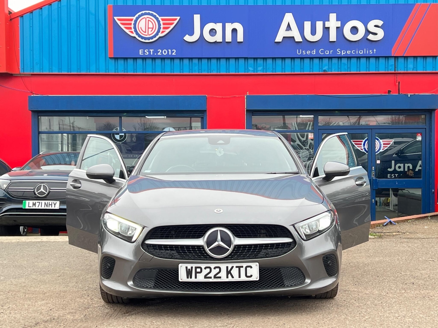 Used Mercedes-Benz A-Class for sale - 77825196: Photo 34