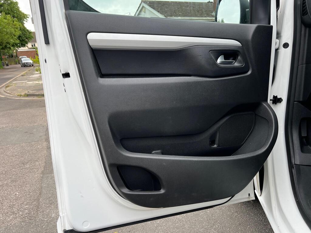 Used Vauxhall Vivaro Life for sale - 77672016: Photo 45