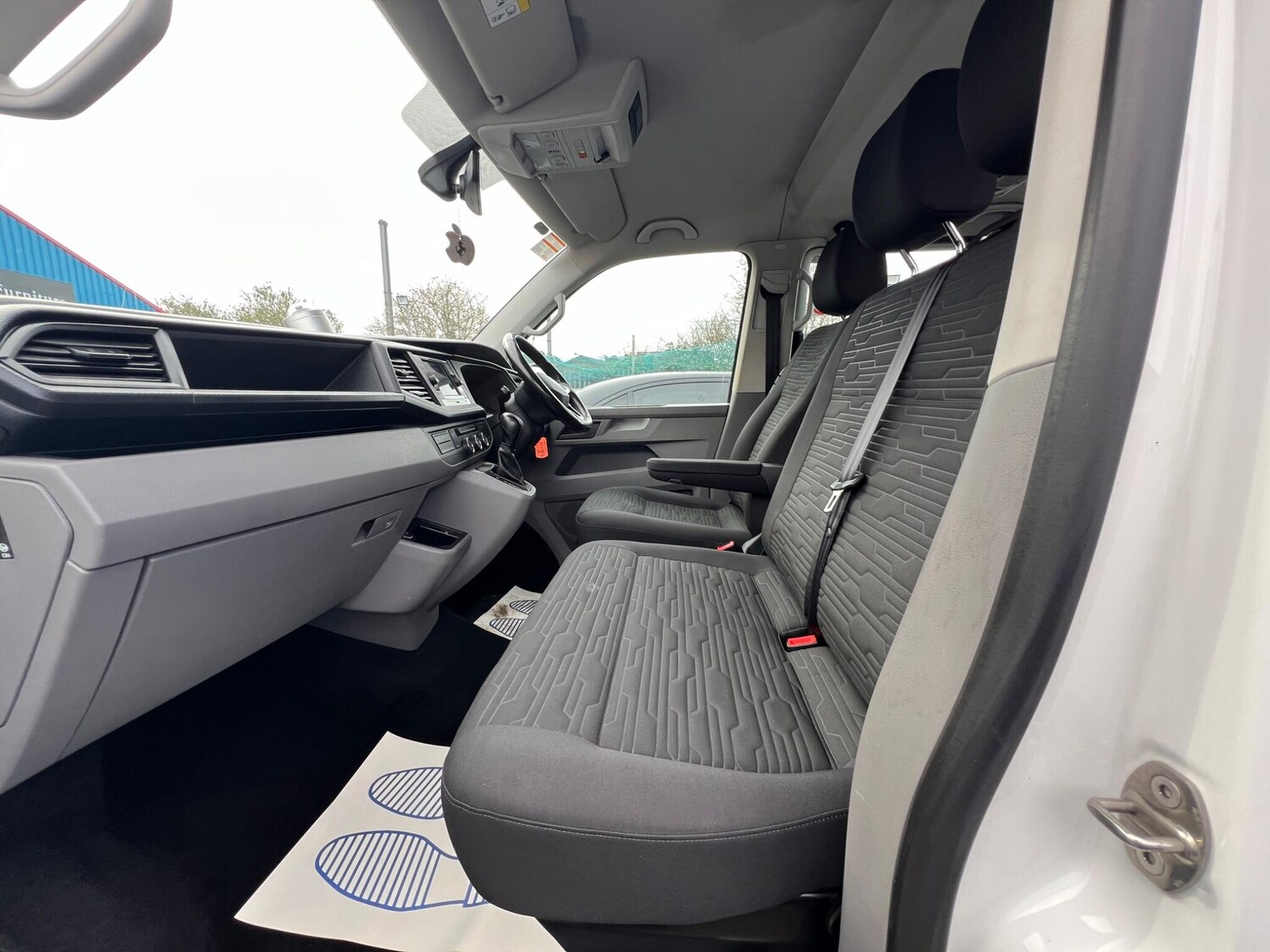 Used Volkswagen Transporter Shuttle 2021 for sale - 77892200: Photo 13