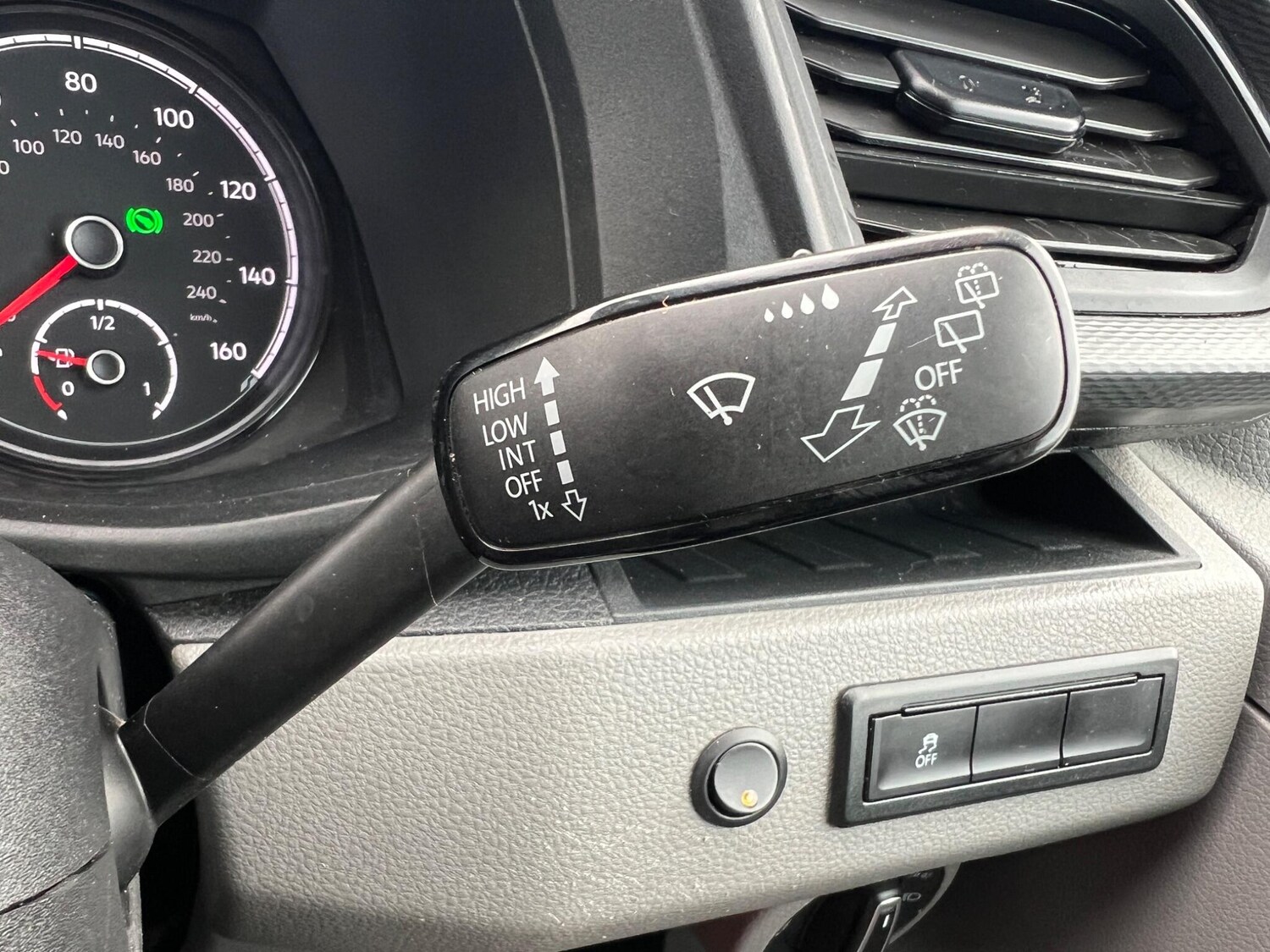 Used Volkswagen Transporter Shuttle 2021 for sale - 77892200: Photo 48