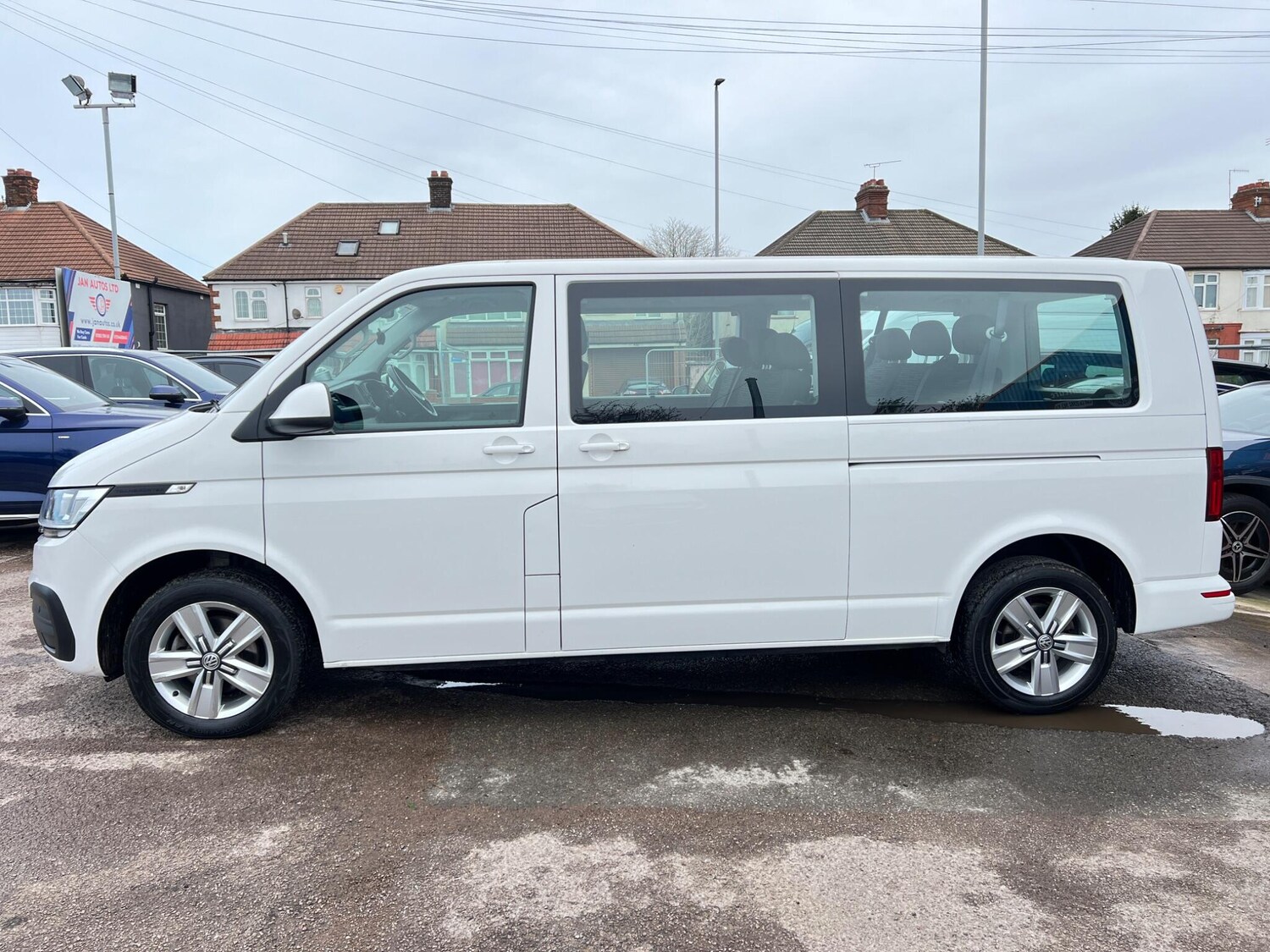 Used Volkswagen Transporter Shuttle 2021 for sale - 77892200: Photo 8