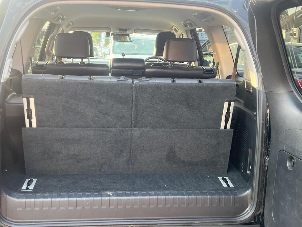 Used Toyota Land Cruiser for sale - 77670700: Photo 40