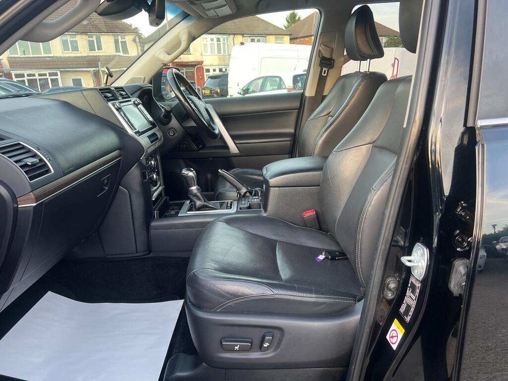 Used Toyota Land Cruiser for sale - 77670700: Photo 44