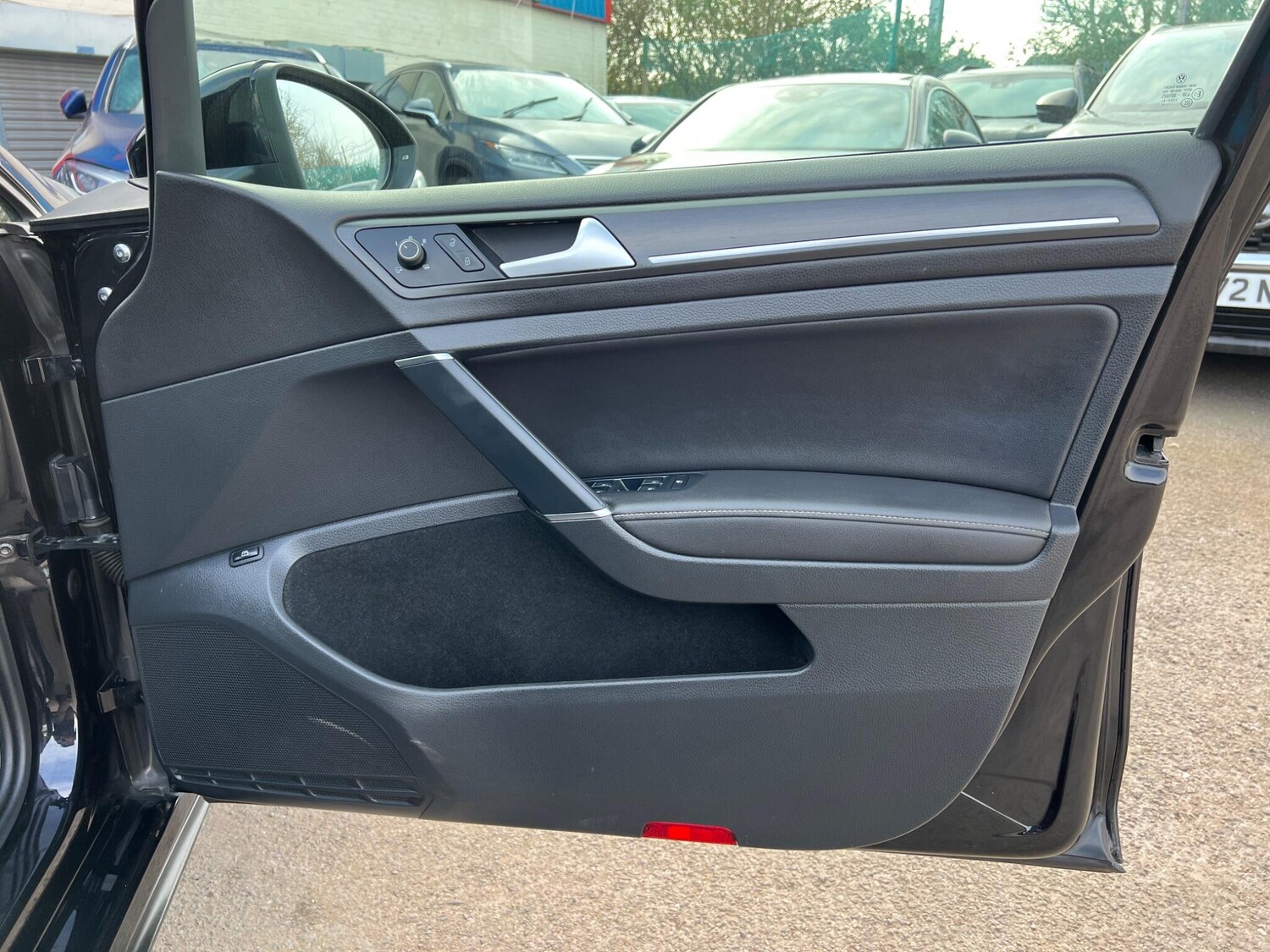 Used Volkswagen Golf for sale - 77752935: Photo 49