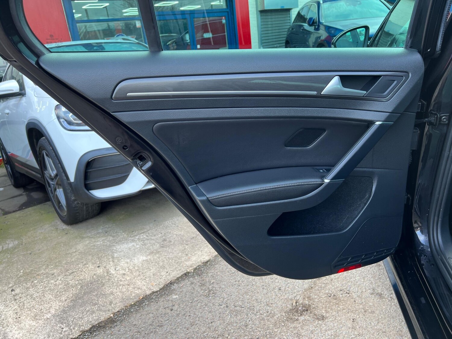 Used Volkswagen Golf for sale - 77752935: Photo 51