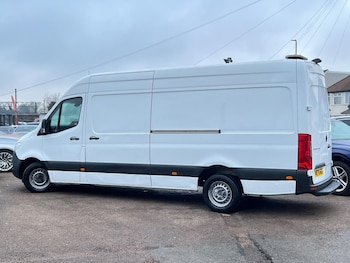 Used Mercedes-Benz Sprinter 2021 for sale - 77672043: Photo