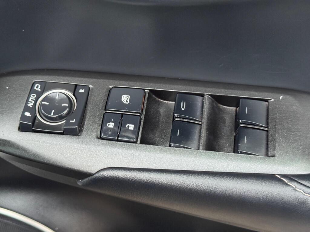 Used Lexus NX 2016 for sale - 77671176: Photo 40