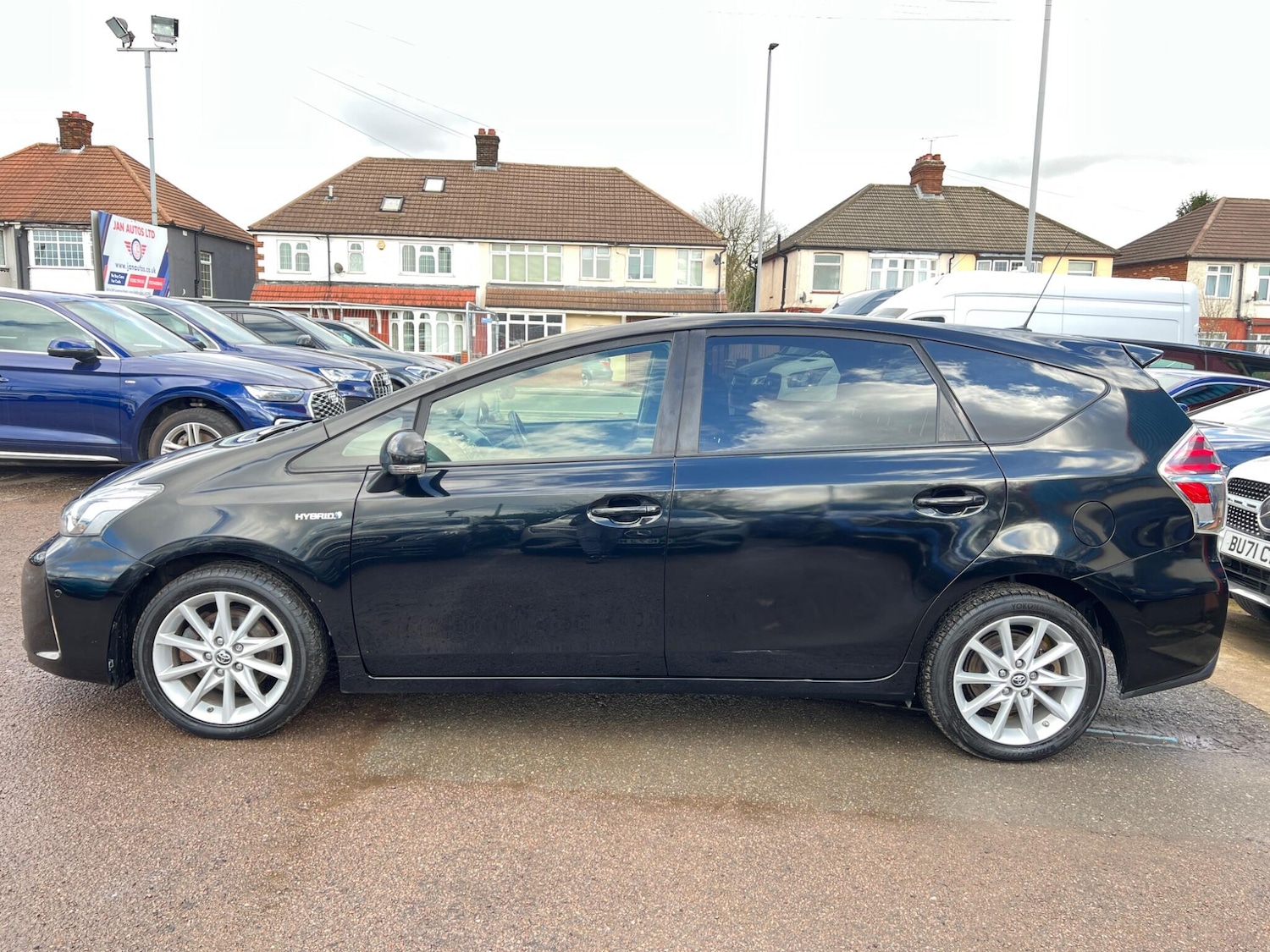 Used Toyota Prius+ for sale - 77670326: Photo 28