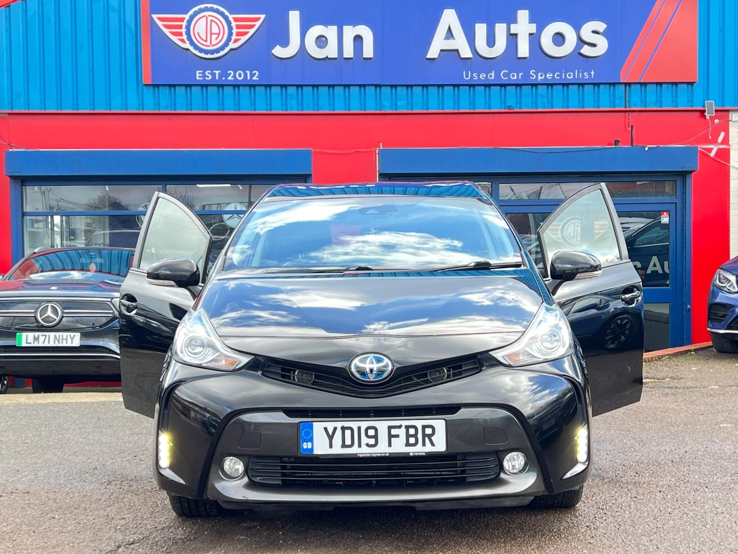 Used Toyota Prius+ for sale - 77670326: Photo 32