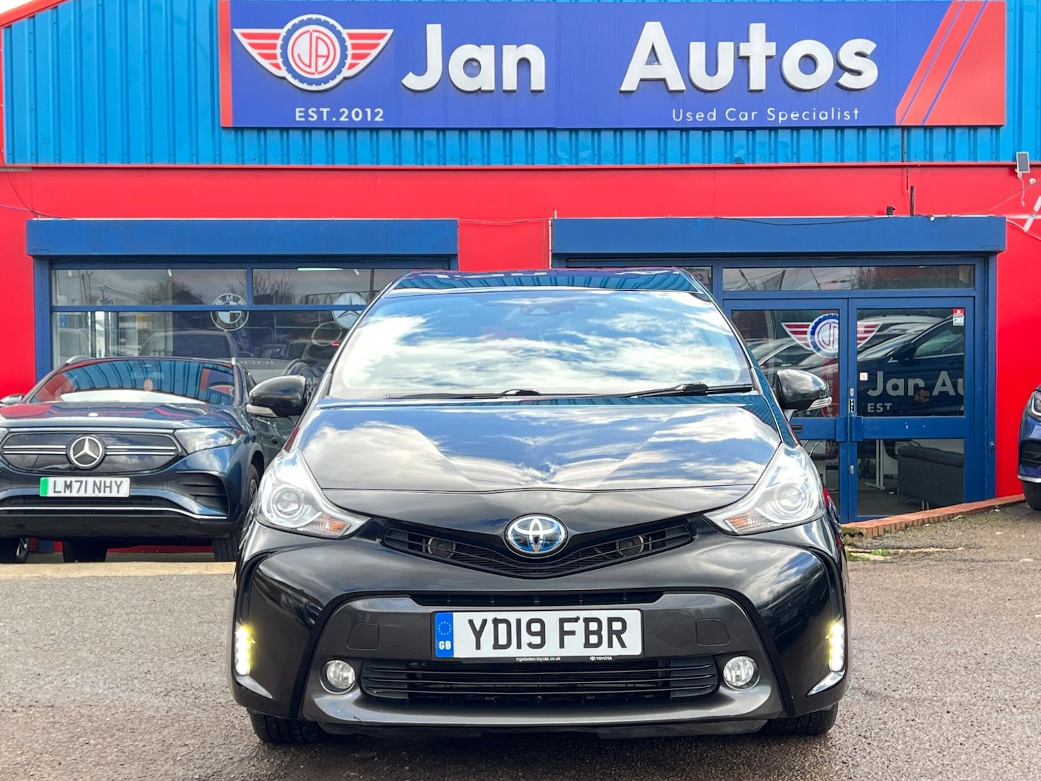 Used Toyota Prius+ for sale - 77670326: Photo 4