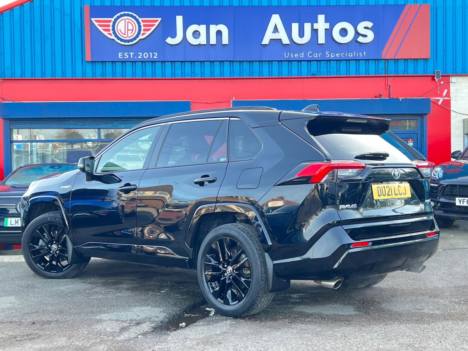 Used Toyota RAV4 for sale - 77671944: Photo 2