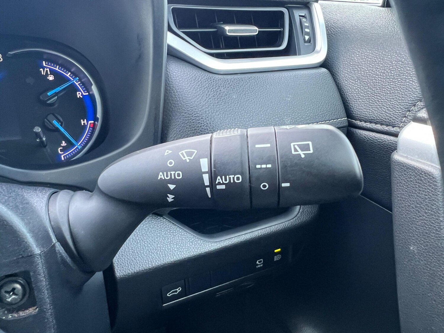 Used Toyota RAV4 for sale - 77671944: Photo 48