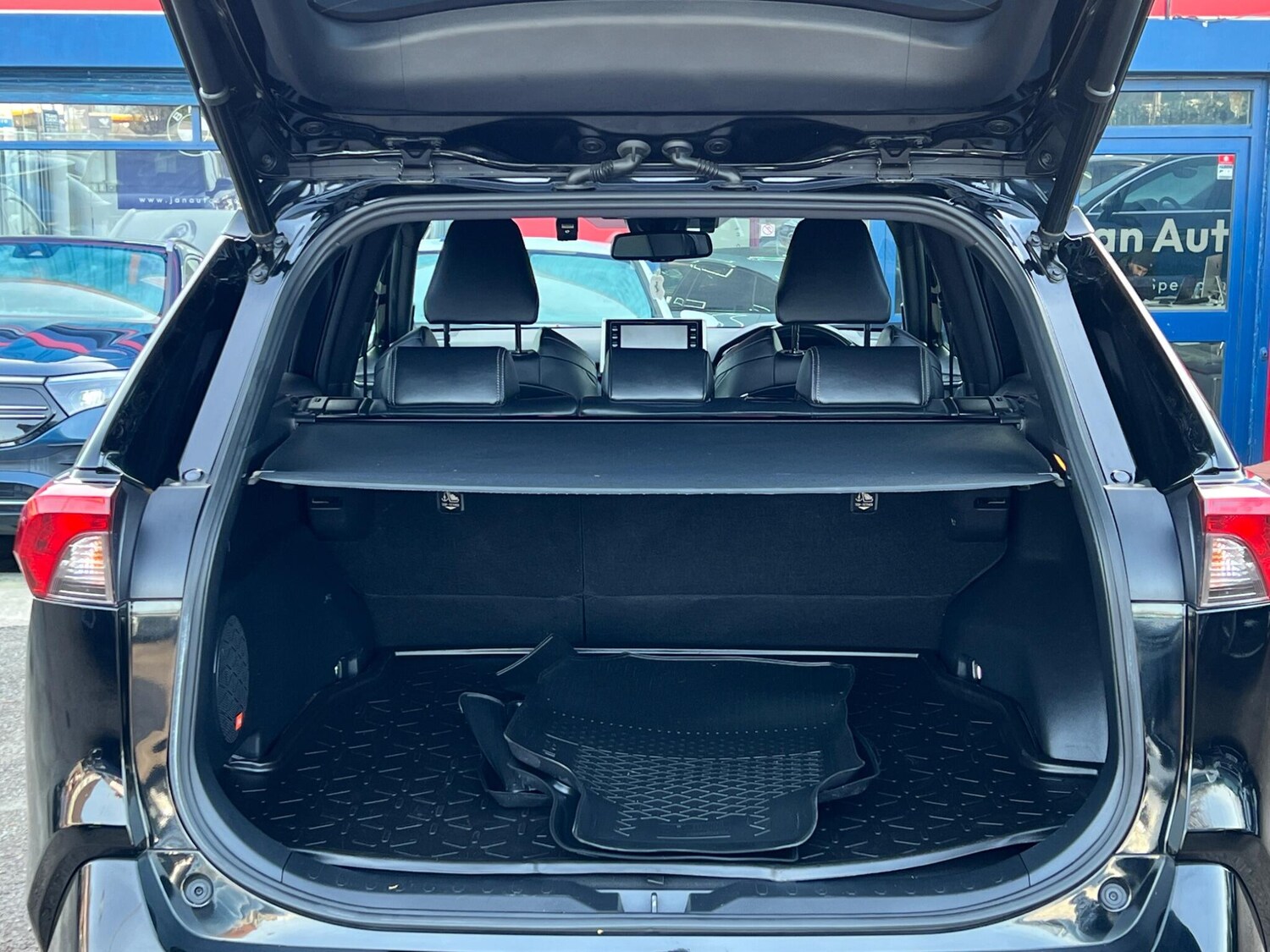 Used Toyota RAV4 for sale - 77671944: Photo 59