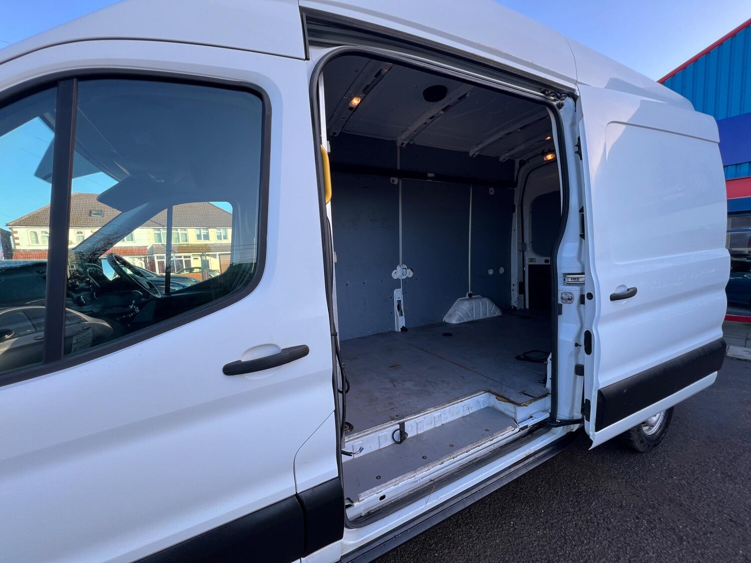 Used Ford Transit for sale - 77671319: Photo 45