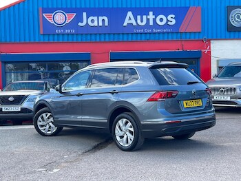 Used Volkswagen Tiguan Allspace 2023 for sale - 78842325: Photo